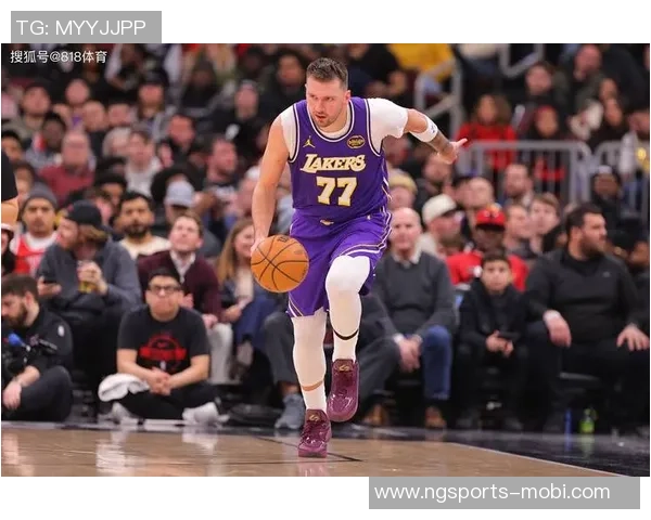 东契奇低效表现引发关注其他明星球员命中率稳定性对比分析 东契奇低效表现引发关注其他明星球员命中率稳定性对比分析